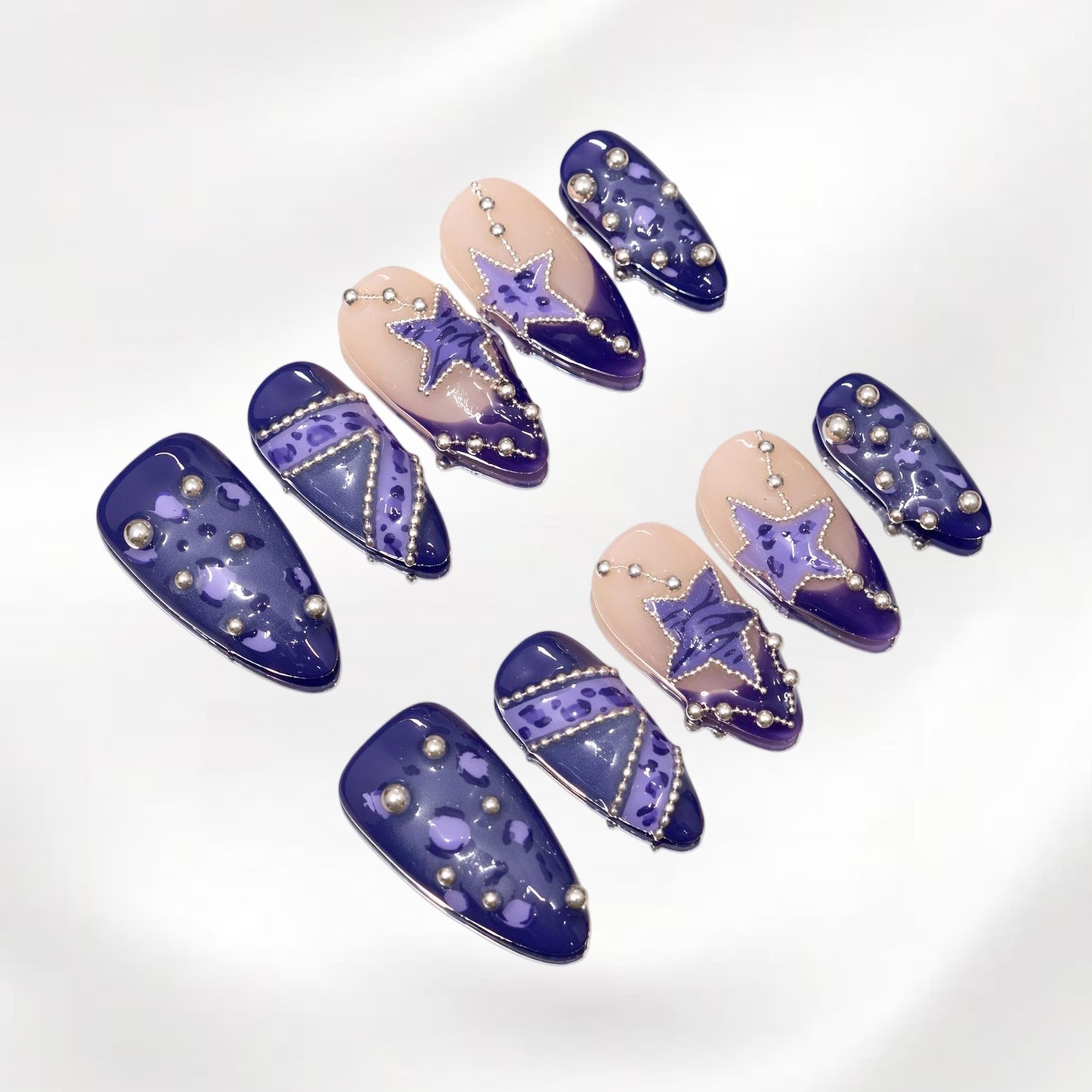 Violet Brat (Almond)