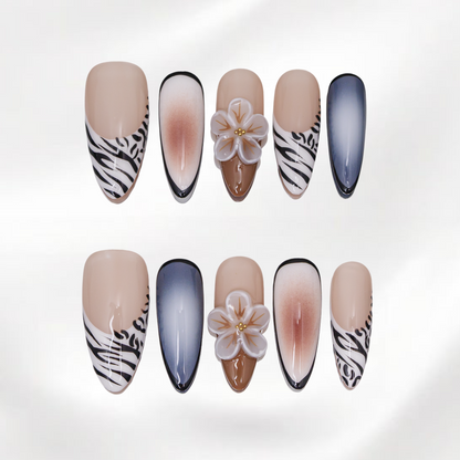 Nude Tracks