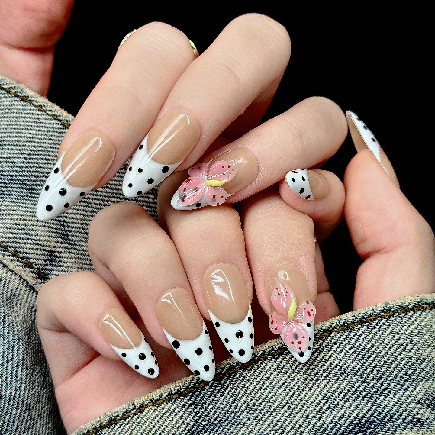 Blush Dot