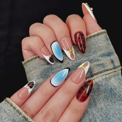Crossed Chic